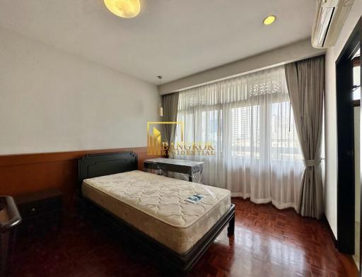 Huge 4 Bedroom Penthouse Apartment With Large Terrace in Sathorn