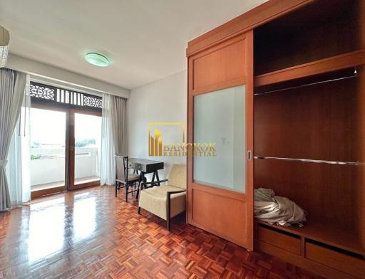 Huge 4 Bedroom Penthouse Apartment With Large Terrace in Sathorn