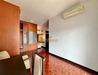 Huge 4 Bedroom Penthouse Apartment With Large Terrace in Sathorn