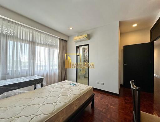 Huge 4 Bedroom Penthouse Apartment With Large Terrace in Sathorn