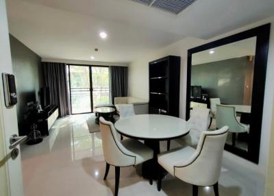 Pearl Residence  Nicely Decorated 2 Bedroom Property in Phrom Phong