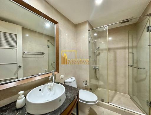 The Bangkok 61  Comfortable 2 Bedroom Property in Ekkamai Area