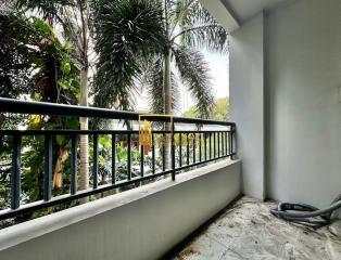 The Bangkok 61  Comfortable 2 Bedroom Property in Ekkamai Area