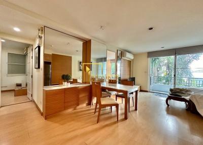 The Bangkok 61  Comfortable 2 Bedroom Property in Ekkamai Area