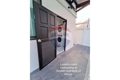 BEAUTIFUL HOUSE FOR SALE IN ONNUT