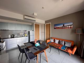 High-end 1-bedroom condo for sale in Ekamai