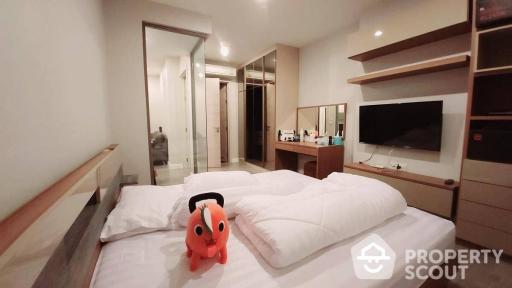 1-BR Condo at The Room Sathorn near BTS Saint Louis