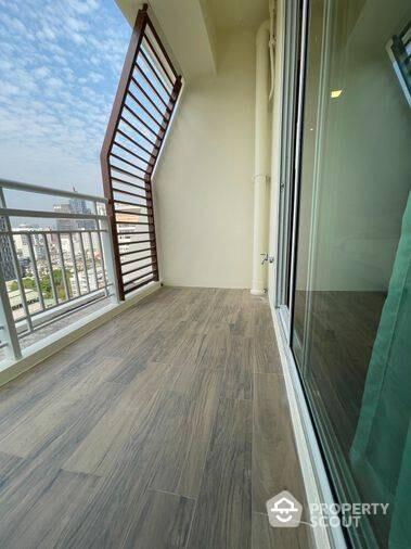 1-BR Condo at Baan Siri Silom near BTS Surasak