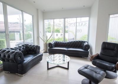 Studio1Bedroom Cond  For Sale Pratamnuk