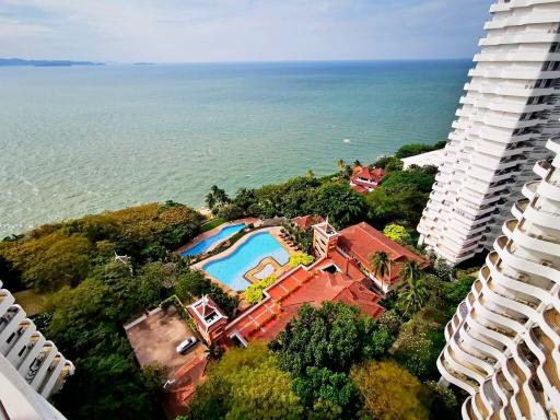 Magnificent Seaview condo for rent and sale