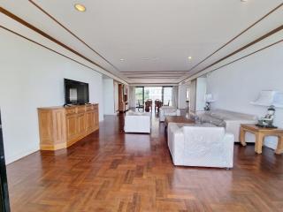 Magnificent Seaview condo for rent and sale