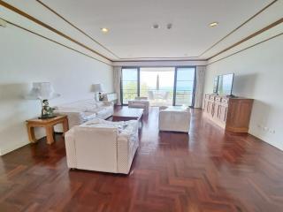 Magnificent Seaview condo for rent and sale