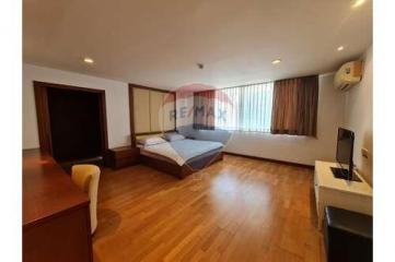 Prime Sukhumvit Condo with a Big Balcony.