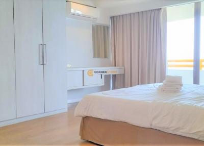 3 bedroom Condo in Sunshine Beach Condotel Na Jomtien