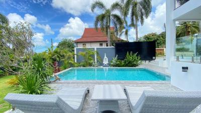 Brand new 4 bedroom villa for sale in Rawai