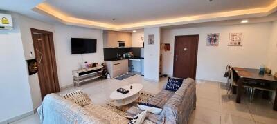 Spacious 2-bedroom condo in Jomtien