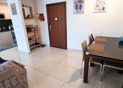 Spacious 2-bedroom condo in Jomtien