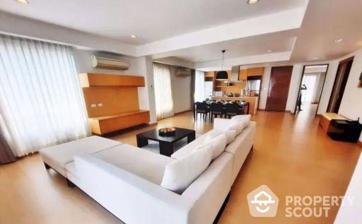 2-BR Condo at Viscaya Private Residences near MRT Phetchaburi (ID 511973)