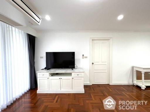 2-BR Condo at Acadamia Grand Tower near BTS Phrom Phong