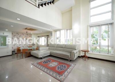 Townhouse at Hong Nakorn Sukhumvit for sale