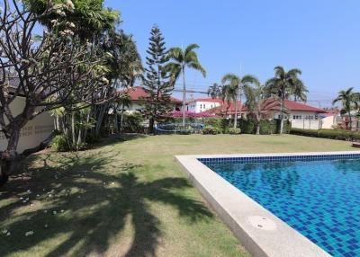 City center pool villa on large land for sale Hua Hin