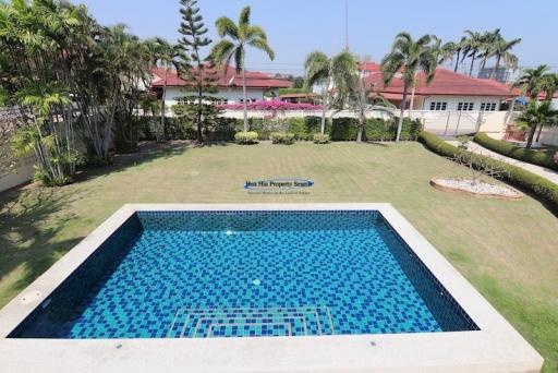 City center pool villa on large land for sale Hua Hin