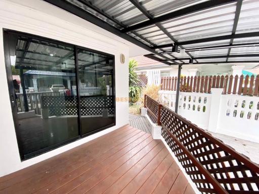 2 Bedrooms Villa / Single House East Pattaya H011640