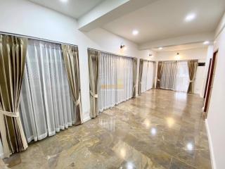 2 Bedrooms Villa / Single House East Pattaya H011640