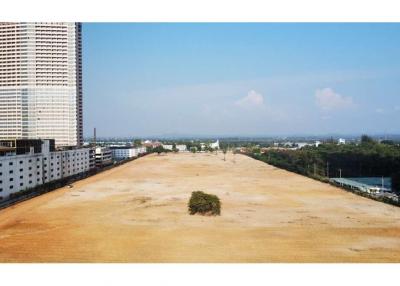 94,400 Sqm. Land listed for ฿ 7,080,000,000.