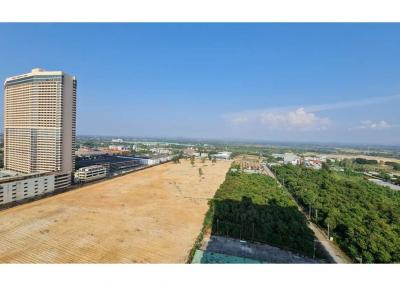 Beach Front NA JOMTIEN PATTAYA