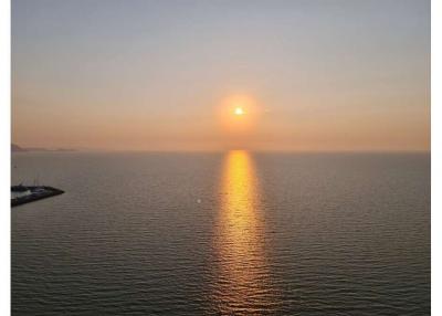 Beach Front NA JOMTIEN PATTAYA