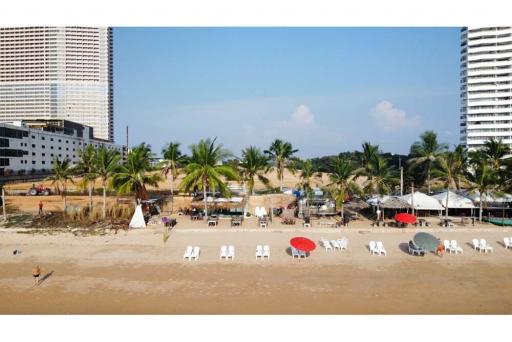 Beach Front NA JOMTIEN PATTAYA