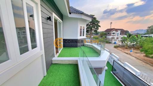 3 bedroom House in Suk Em Garden Home East Pattaya