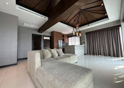 Modern penthouse for sale in Pratamnak