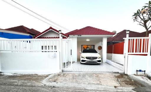 New 3-bedroom house in East Pattaya