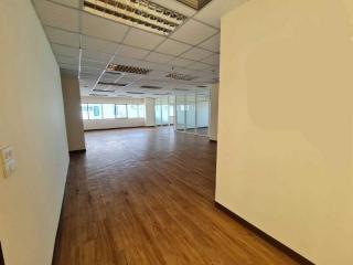 For Rent Bangkok Office Sukhumvit BTS Asok MRT Sukhumvit Watthana