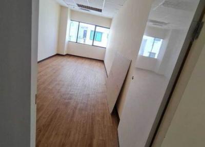 For Rent Bangkok Office Sukhumvit BTS Asok MRT Sukhumvit Watthana