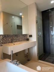 1-BR Condo at Rhythm Sukhumvit 44/1 near BTS Phra Khanong