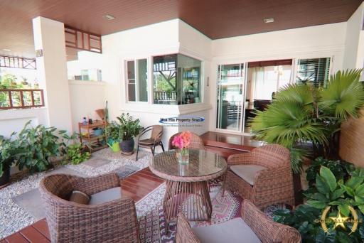 Modern Luxury Town home in city center of Hua Hin for sale