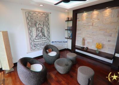 Modern Luxury Town home in city center of Hua Hin for sale