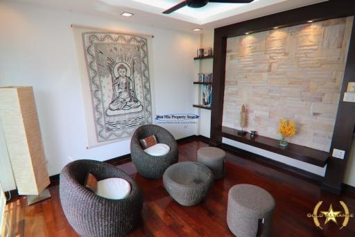 Modern Luxury Town home in city center of Hua Hin for sale