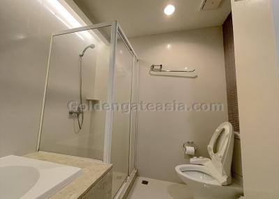 3-Bedrooms in Quiet Low-rise Apartment - Ploenchit / Wireless Road