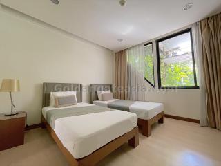3-Bedrooms in Quiet Low-rise Apartment - Ploenchit / Wireless Road