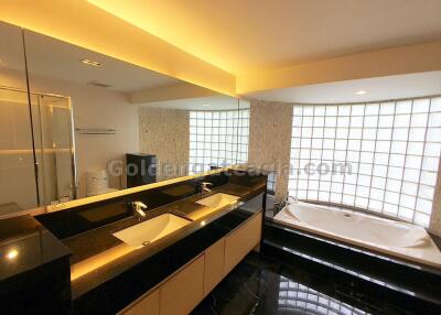 3-Bedrooms Duplex condo with private pool - Phrom Phong BTS