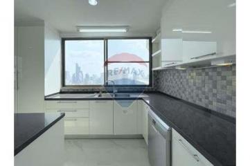 4 bed pet allowed private rooftop BTS phrompong