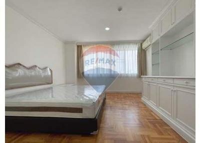 4 bed pet allowed private rooftop BTS phrompong