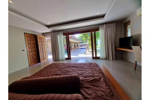 Thai Style Villa For  Sale At Bangrak Koh Samui - 920121001-1959