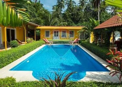 Spacious 5-bedroom pool villa