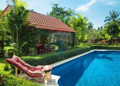 Spacious 5-bedroom pool villa