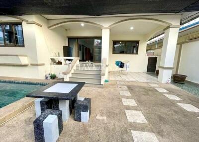 House For sale 3 bedroom 250 m² with land 270 m² in Adare Garden, Pattaya
